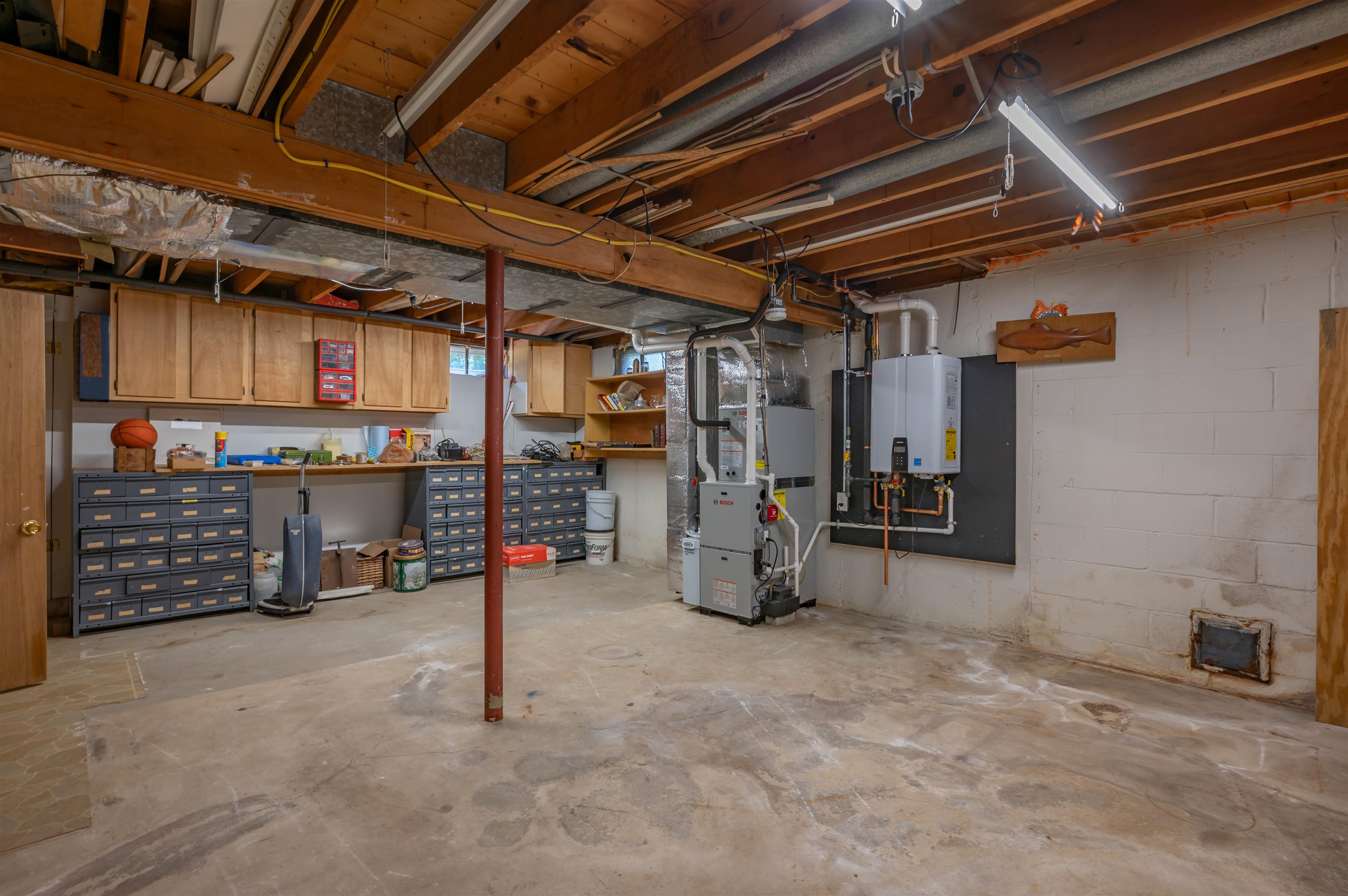 6 Aztec Road Nashua, NH 03063 - Photo 26 of 29