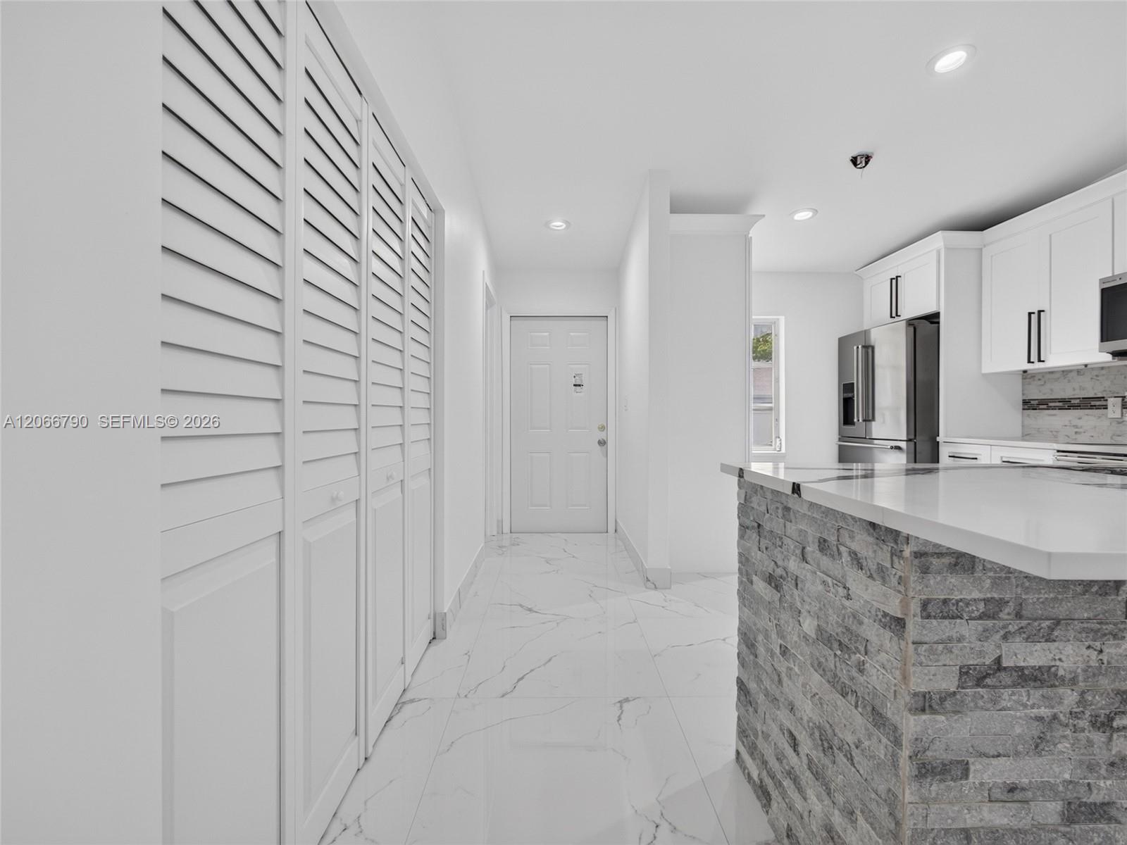 18956 Argosy Drive Boca Raton, FL 33496 - Photo 8 of 57 Gallery Image 8