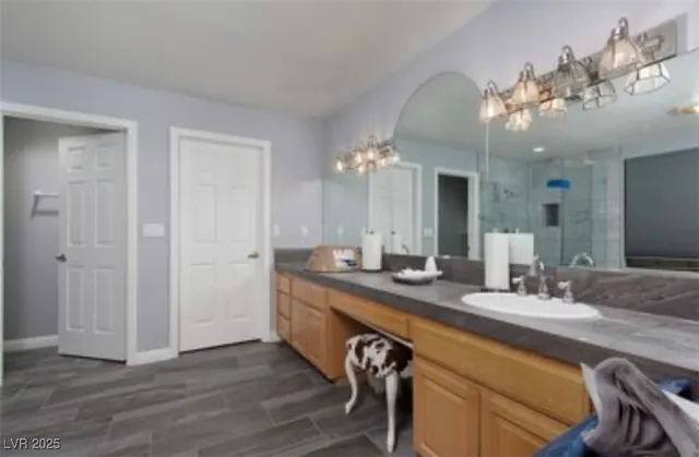 $5,000 | 440 Probst Way, Las Vegas, NV 89110