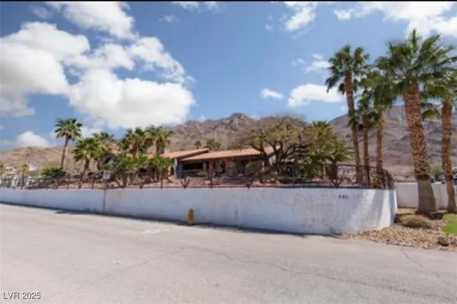 $5,000 | 440 Probst Way, Las Vegas, NV 89110