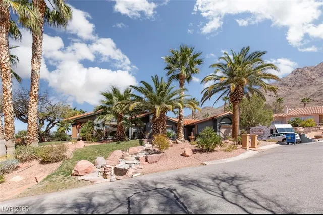 $5,000 | 440 Probst Way, Las Vegas, NV 89110