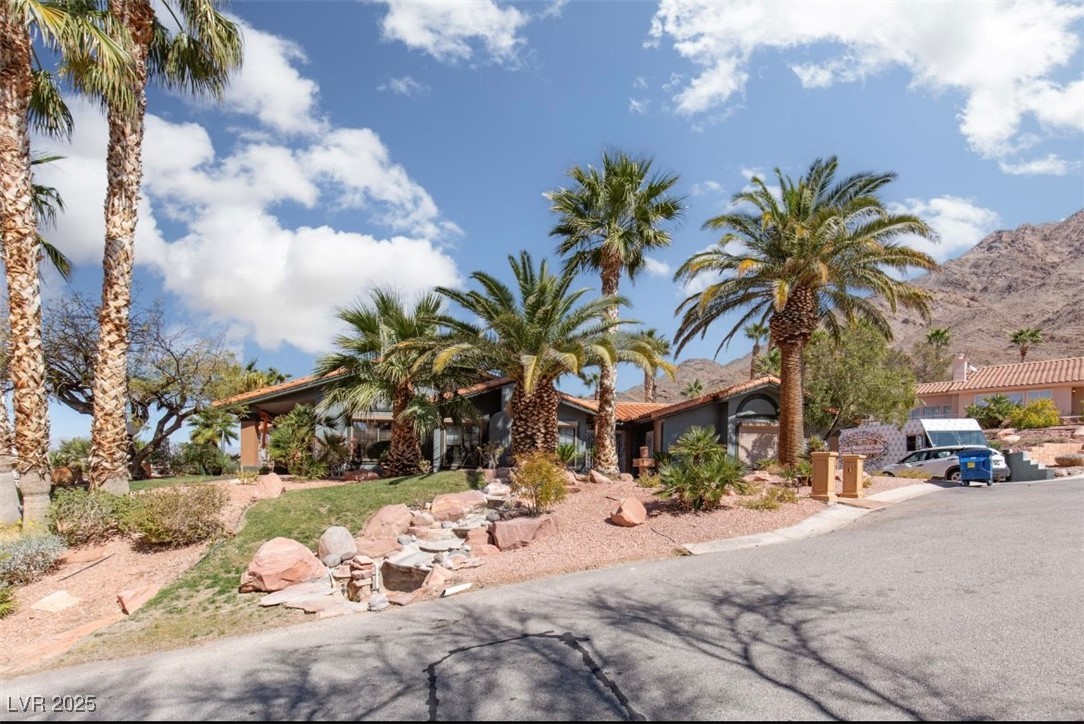 440 Probst Way Las Vegas, NV 89110 - Photo 9 of 42 View of front of house with a mountain view