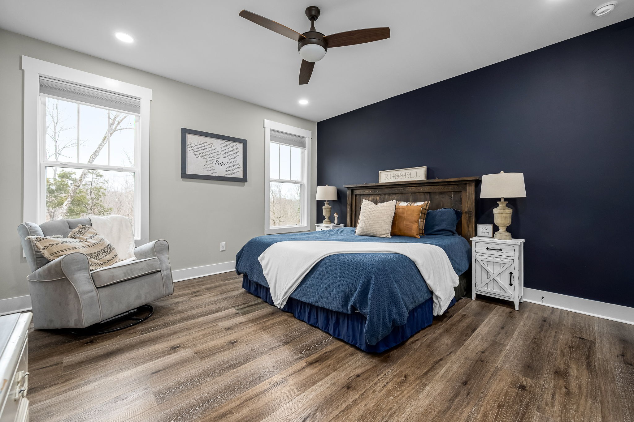 1689 Ridgeview Run Lynchburg, TN 37352 - Photo 26 of 67 a bedroom with bed and window