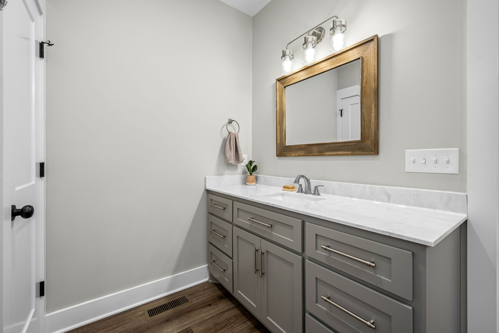 1689 Ridgeview Run Lynchburg, TN 37352 - Photo 30 of 67 a bathroom with a sink vanity and mirror