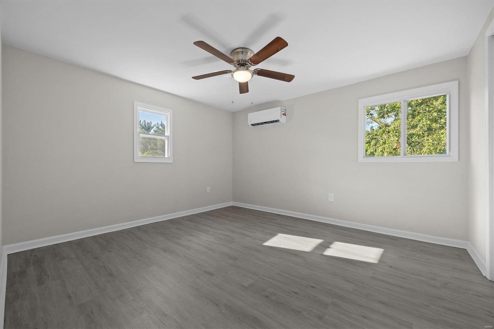 16696 Oak Bridge Road Brighton, IL 62012 - Photo 9 of 23