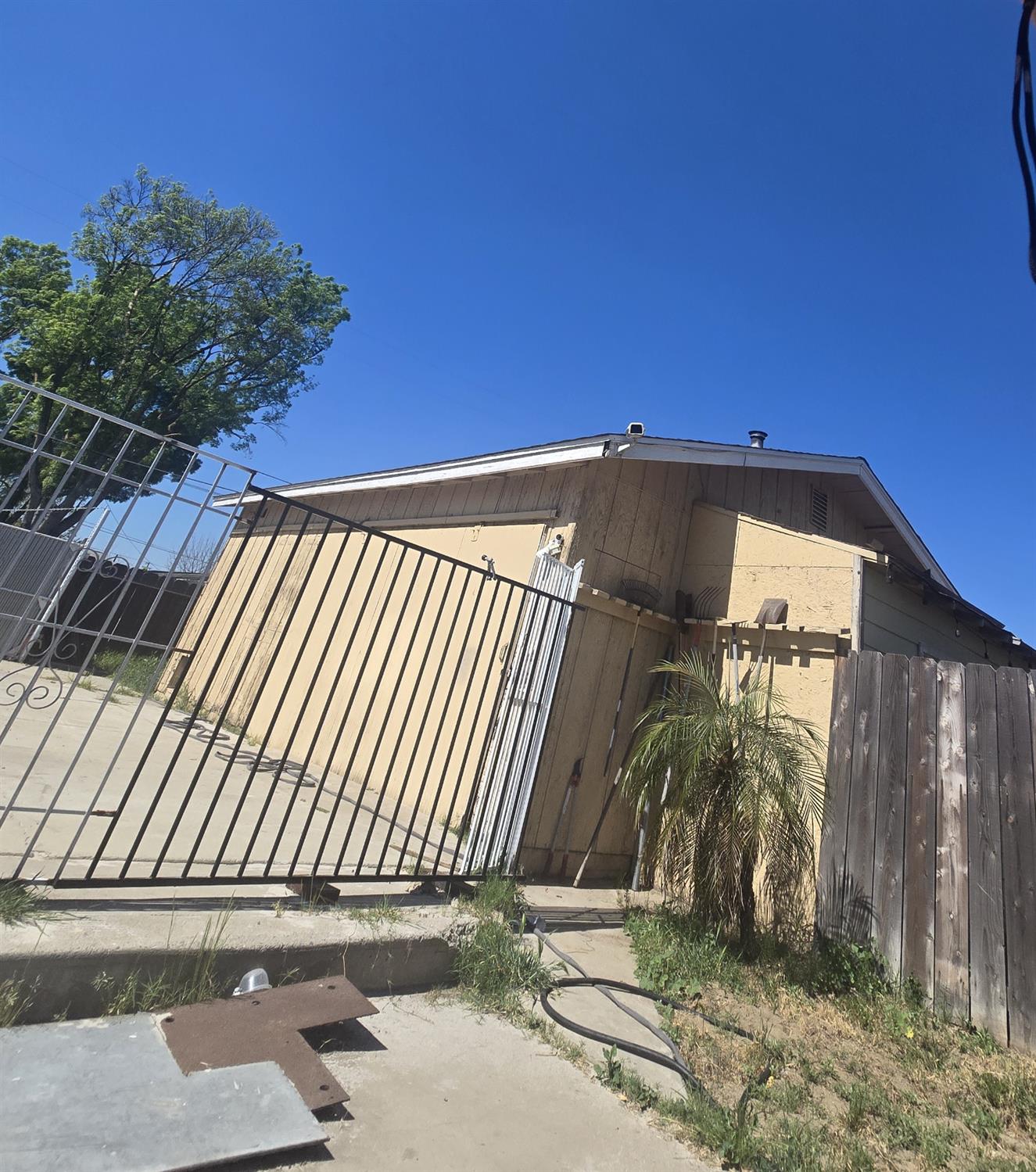 341 Lane Street Turlock, CA 95380 - Photo 3 of 4