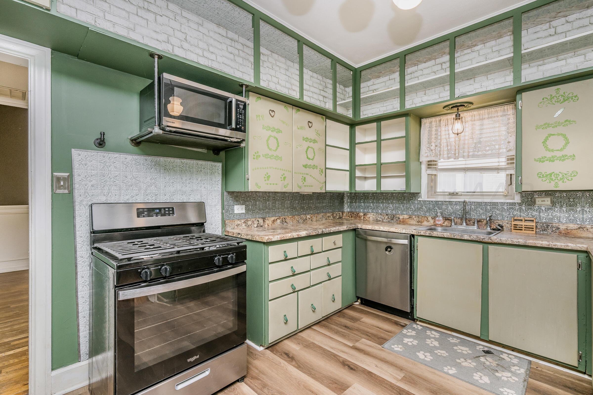 3314 Kingston Road Amarillo, TX 79106 - Photo 12 of 25 Kitchen