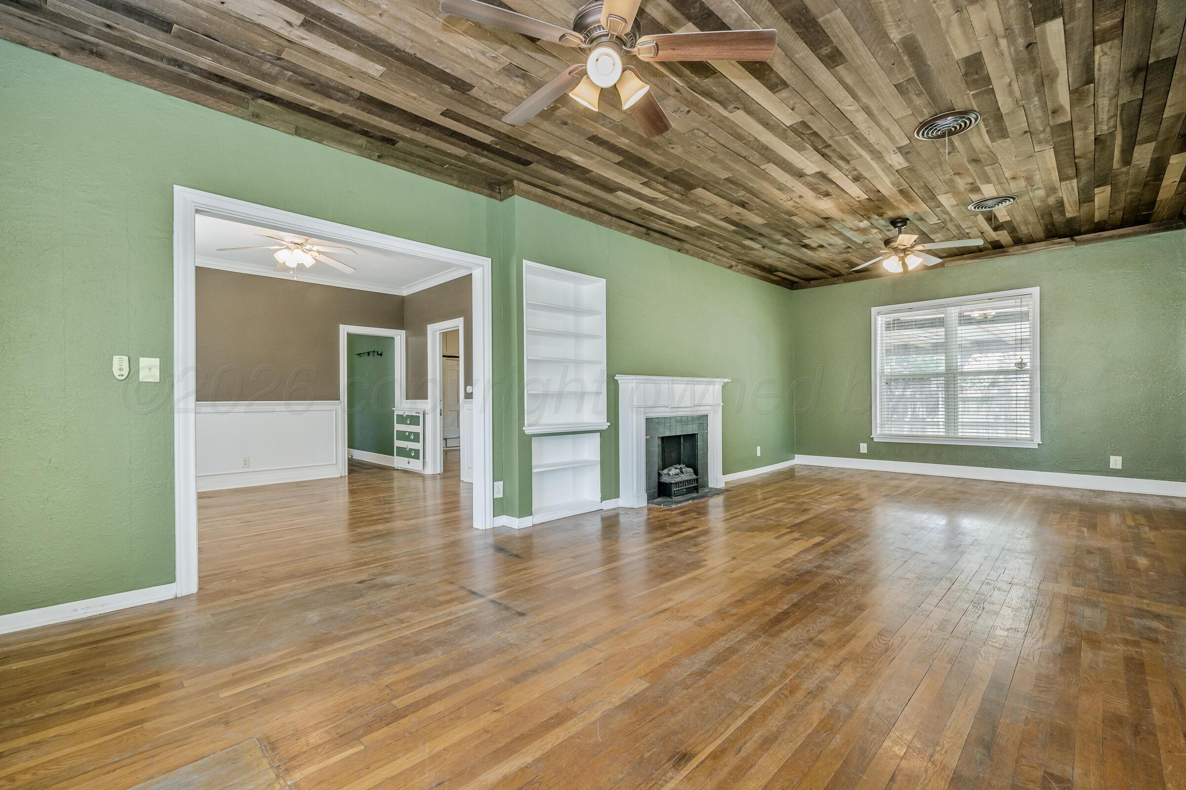 3314 Kingston Road Amarillo, TX 79106 - Photo 7 of 25 Front Living Room