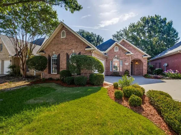 $369,900 | 1117 Ellison Park Circle, Denton, TX 76205