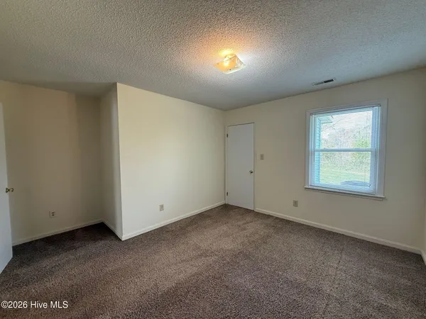 $895 | 123 Stallion Drive, Jacksonville, NC 28540