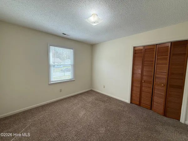 $895 | 123 Stallion Drive, Jacksonville, NC 28540