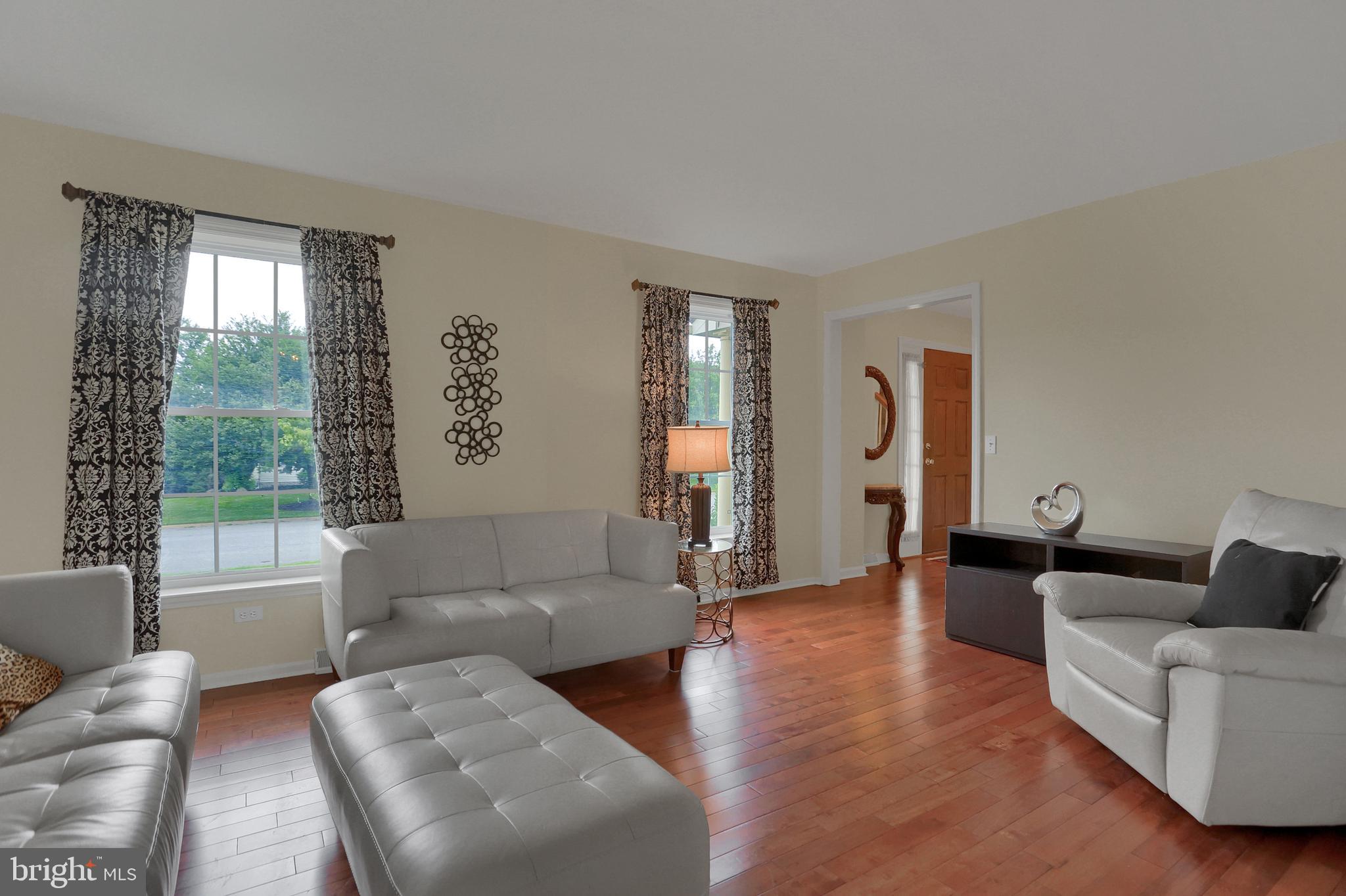 243 Browning Road Lancaster, PA 17602 - Photo 6 of 33 Gallery Image 6