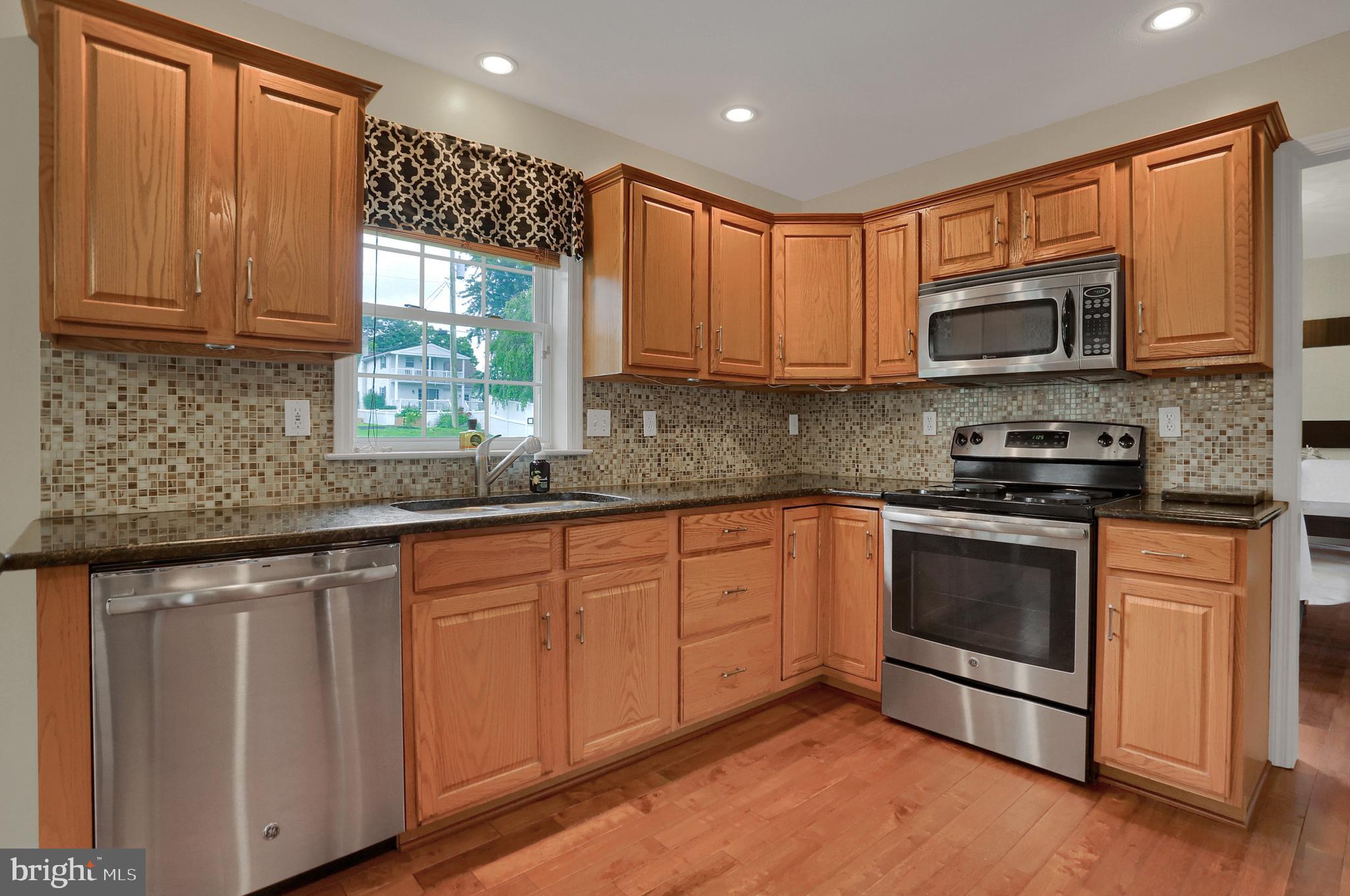 243 Browning Road Lancaster, PA 17602 - Photo 9 of 33 Gallery Image 9