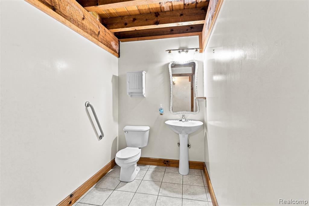 8340 Nichols Road Flushing, MI 48433 - Photo 18 of 62 Gallery Image 18