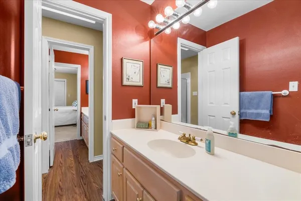 $900,000 | 602 Mills Place, Corsicana, TX 75110