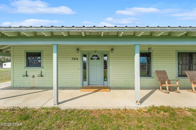 $725,000 | 7910 Gadsden Avenue, Panama City, FL 32409
