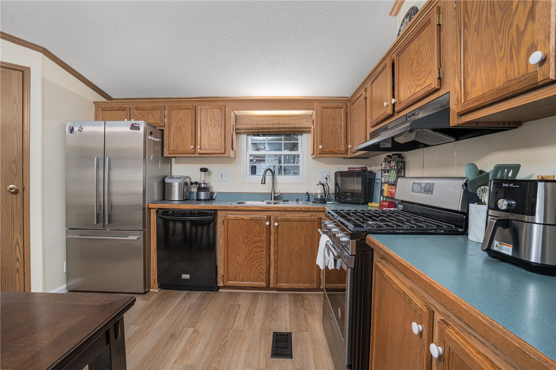 11 Liena Rose Way Coventry, RI 02816 - Photo 8 of 29