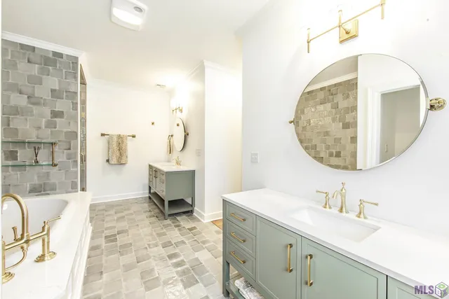 $899,900 | 1120 Museum Drive, Houma, LA 70360