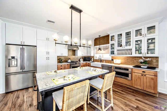 $899,900 | 1120 Museum Drive, Houma, LA 70360