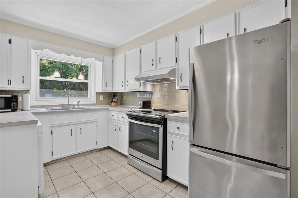 11 Juniper Hill Road Ware, MA 01082 - Photo 15 of 40