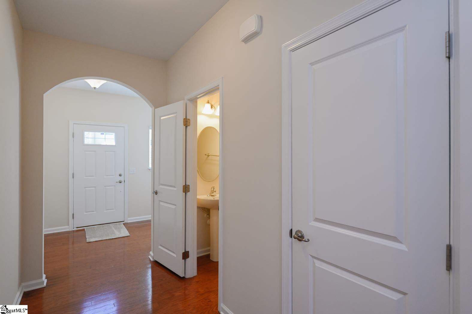 405 Christiane Way Greenville, SC 29607 - Photo 2 of 30 Gallery Image 2