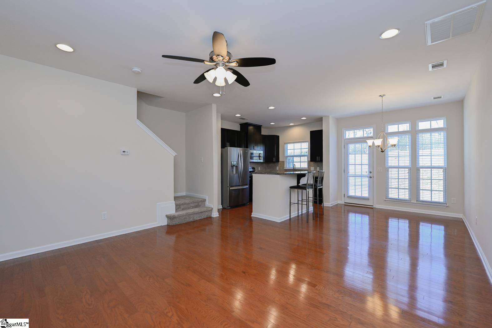 405 Christiane Way Greenville, SC 29607 - Photo 3 of 30 Gallery Image 3