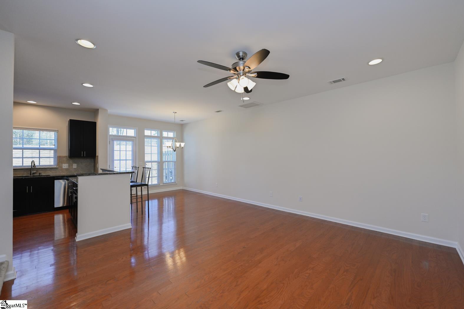 405 Christiane Way Greenville, SC 29607 - Photo 4 of 30 Gallery Image 4