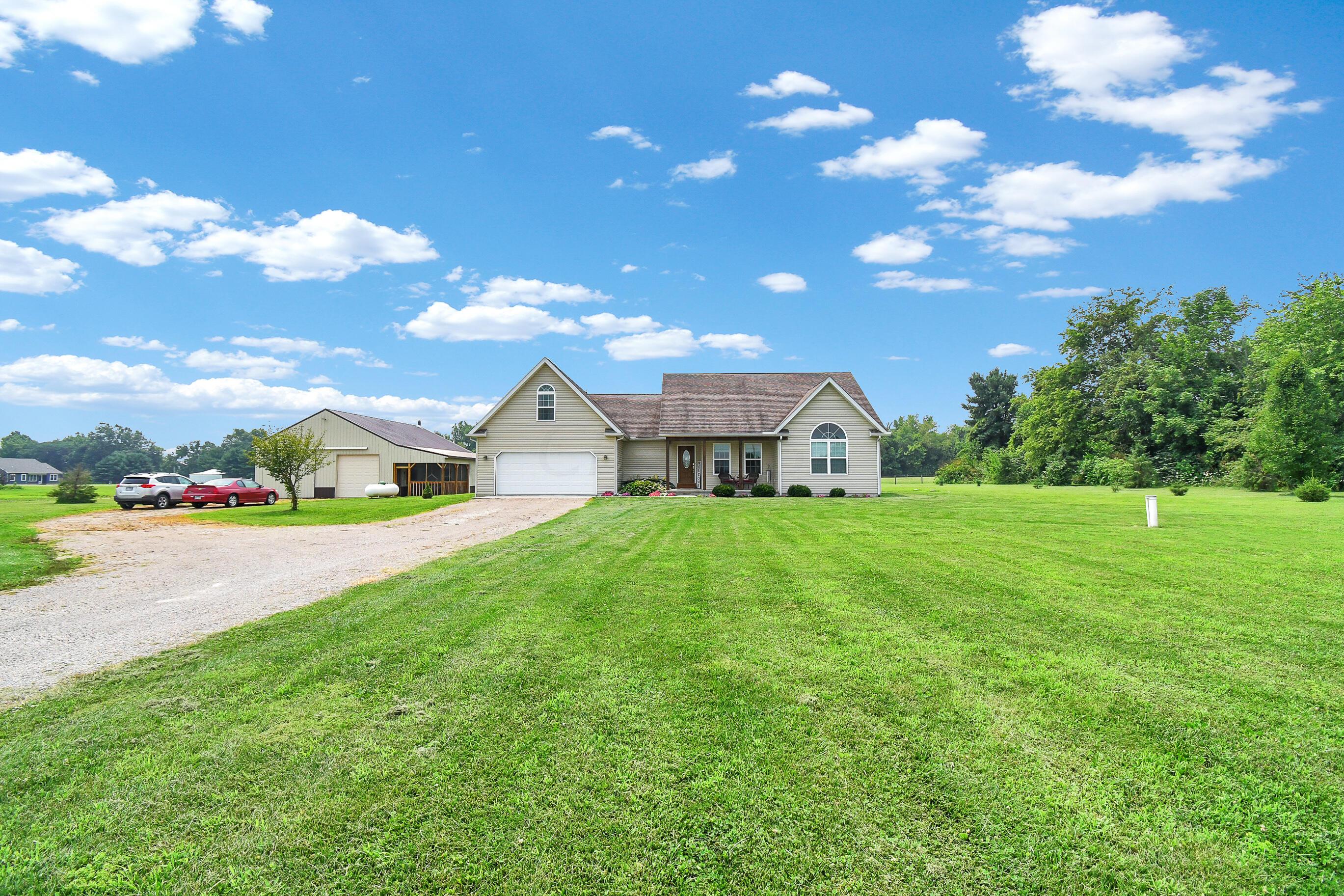8647 Bowman Road Southwest Amanda, OH 43102 - Photo 3 of 43
