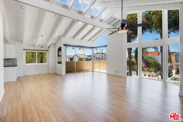 $11,500 | 224 Sunridge Street, Playa del Rey, CA 90293