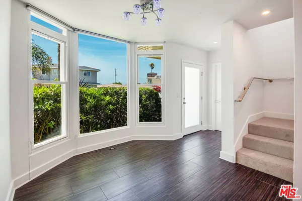 $11,500 | 224 Sunridge Street, Playa del Rey, CA 90293