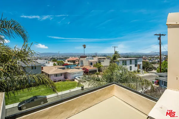 $11,500 | 224 Sunridge Street, Playa del Rey, CA 90293