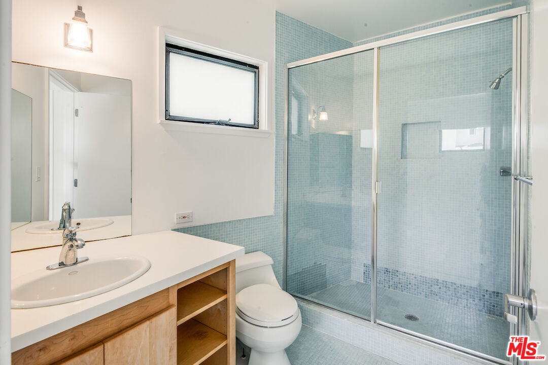 224 Sunridge Street Playa del Rey, CA 90293 - Photo 32 of 44 a bathroom with a sink toilet and shower