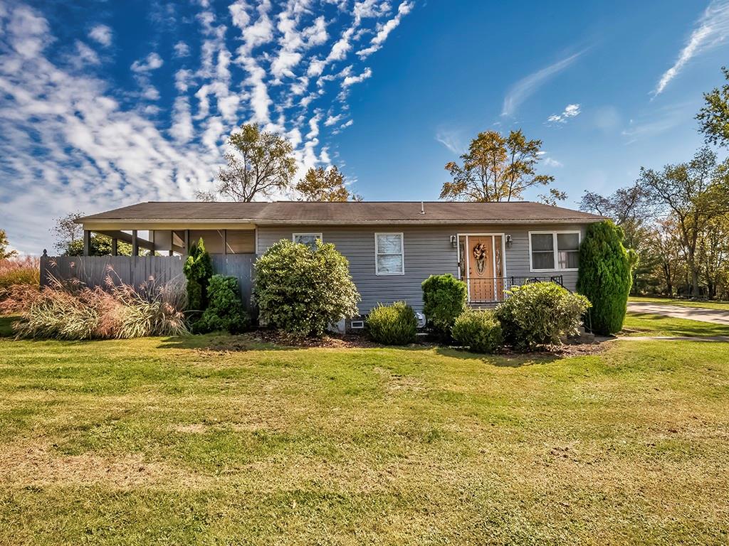 5060 Hardt Road Gibsonia, PA 15044 - Photo 1 of 25 Gallery Image 1