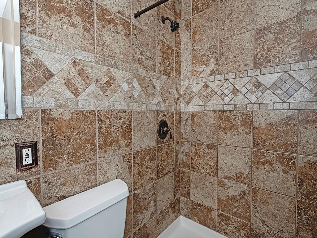 5060 Hardt Road Gibsonia, PA 15044 - Photo 12 of 25 Gallery Image 12