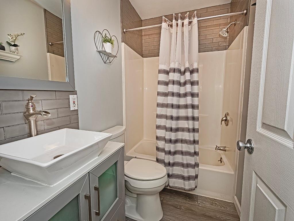 5060 Hardt Road Gibsonia, PA 15044 - Photo 15 of 25 Gallery Image 15