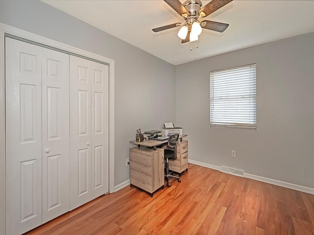 5060 Hardt Road Gibsonia, PA 15044 - Photo 16 of 25 Gallery Image 16