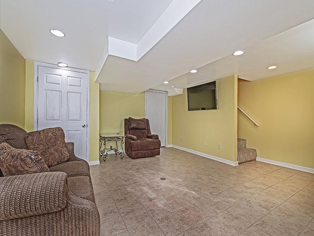 5060 Hardt Road Gibsonia, PA 15044 - Photo 18 of 25 Gallery Image 18