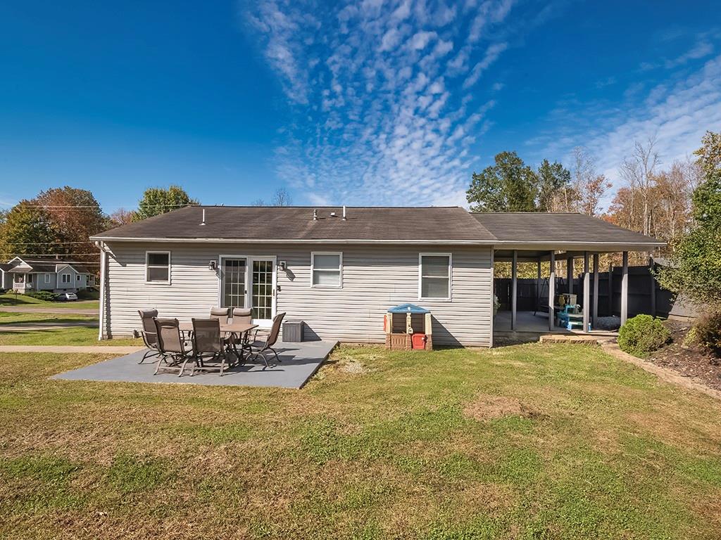 5060 Hardt Road Gibsonia, PA 15044 - Photo 19 of 25 Gallery Image 19