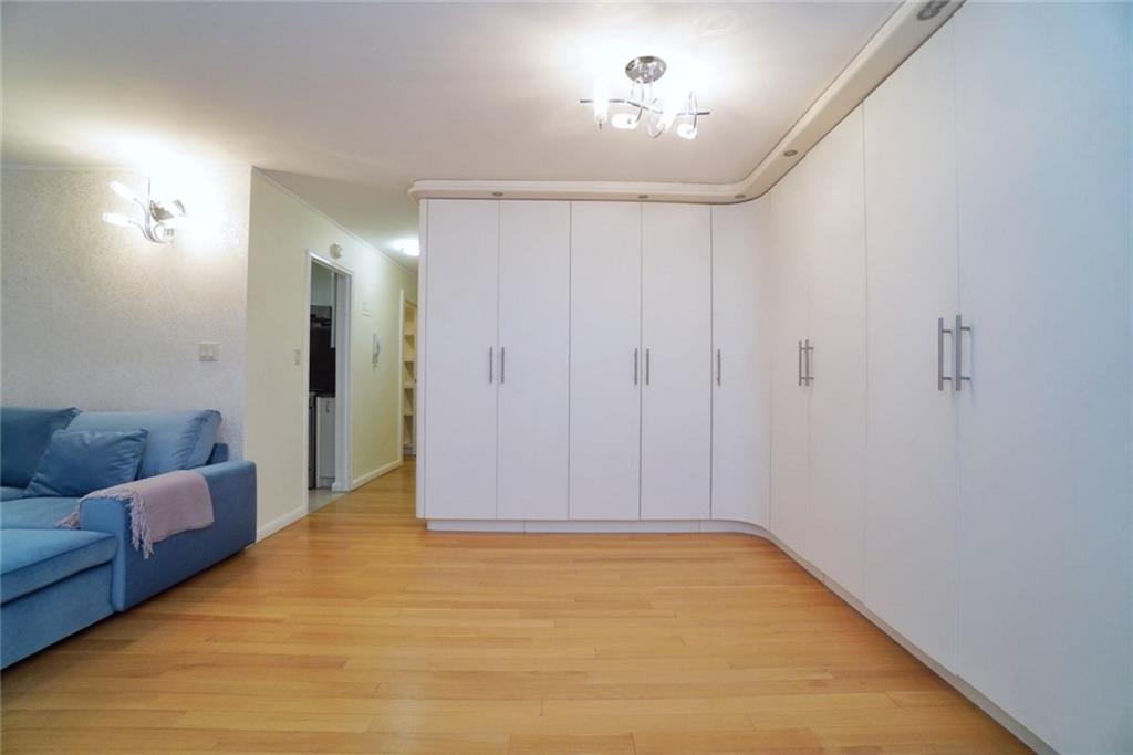 35 Seacoast Terrace, Unit 2N Brooklyn, NY 11235 - Photo 4 of 38 a view of livingroom with workspace