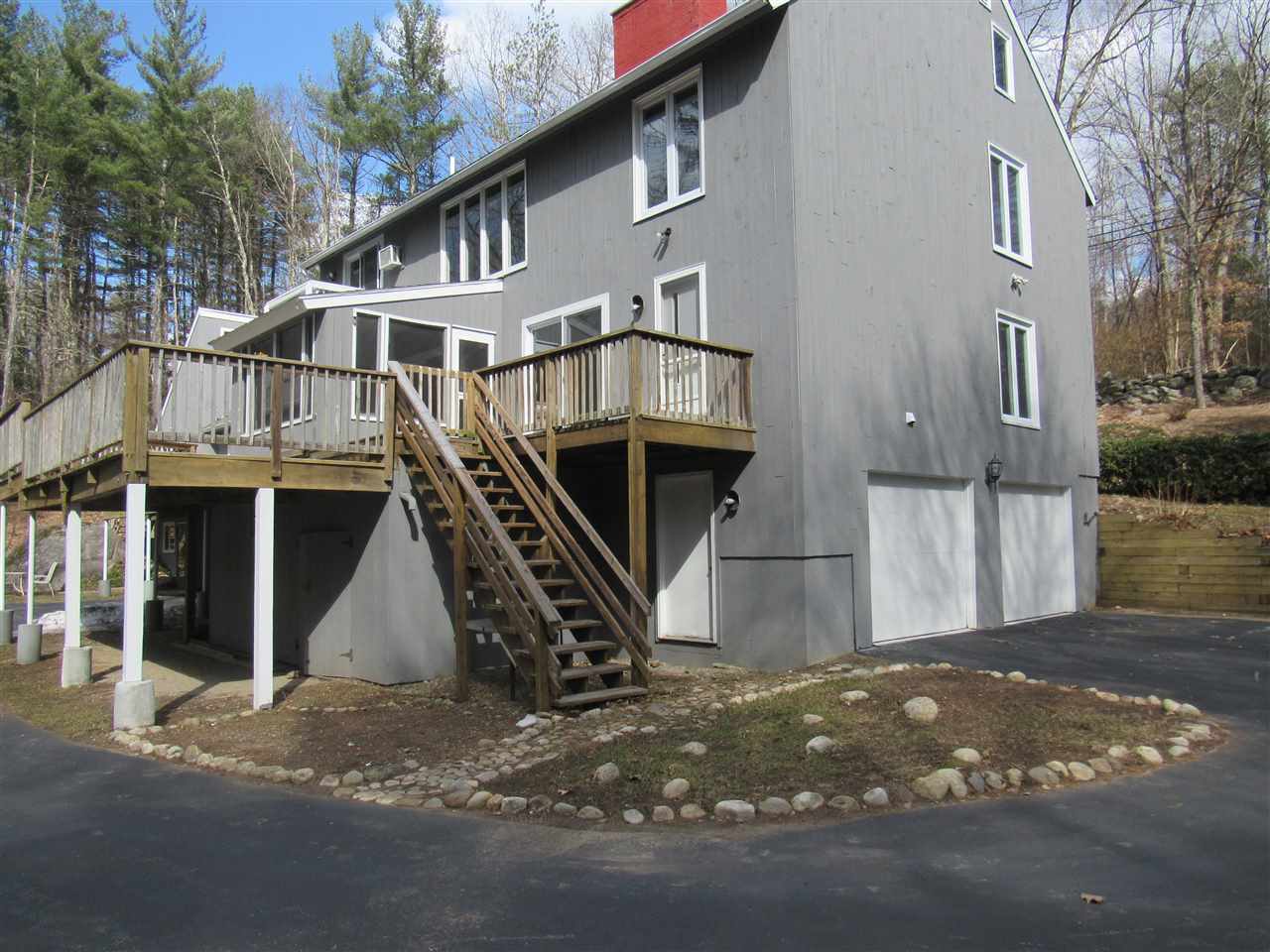 18 Old Manchester Road Amherst, NH 03031 - Photo 3 of 40 Gallery Image 3