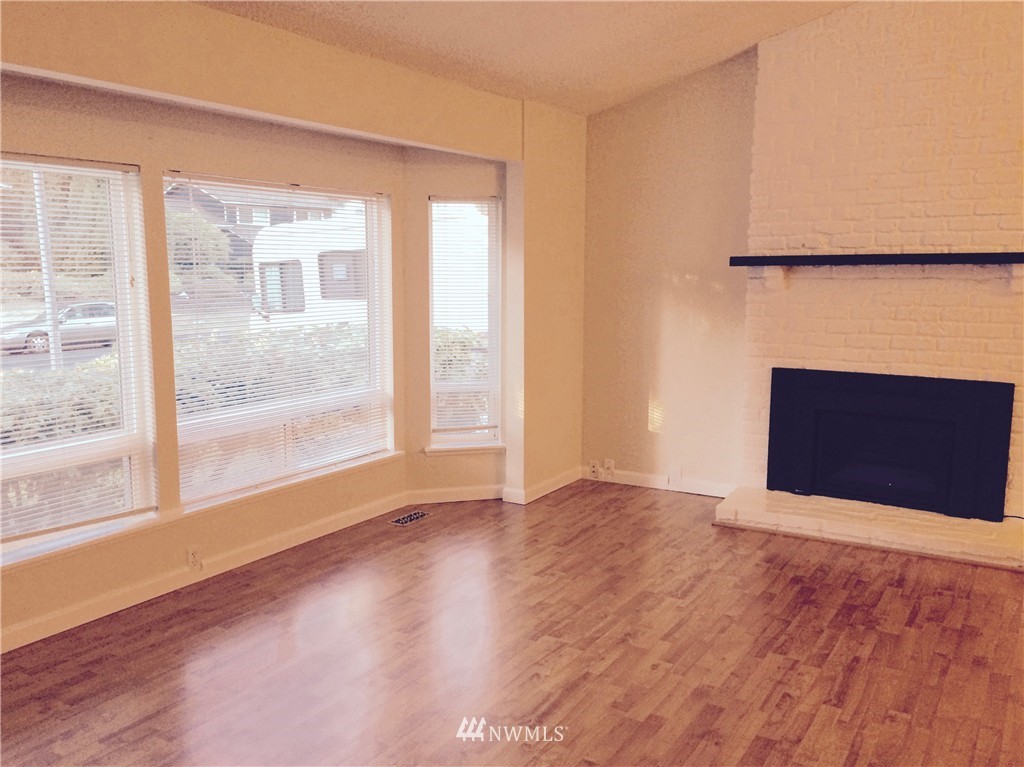 2126 172nd Place Southeast Bothell, WA 98012 - Photo 2 of 25