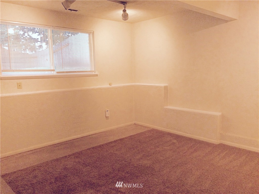 2126 172nd Place Southeast Bothell, WA 98012 - Photo 13 of 25