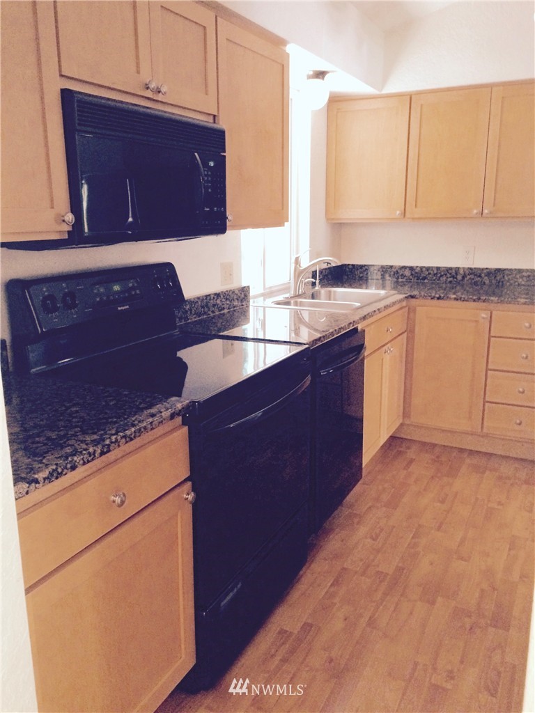 2126 172nd Place Southeast Bothell, WA 98012 - Photo 5 of 25