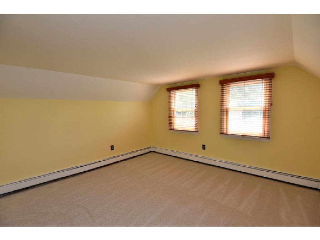 28 Thornton Ferry Rd II Amherst, NH 03031 - Photo 27 of 35 Gallery Image 27