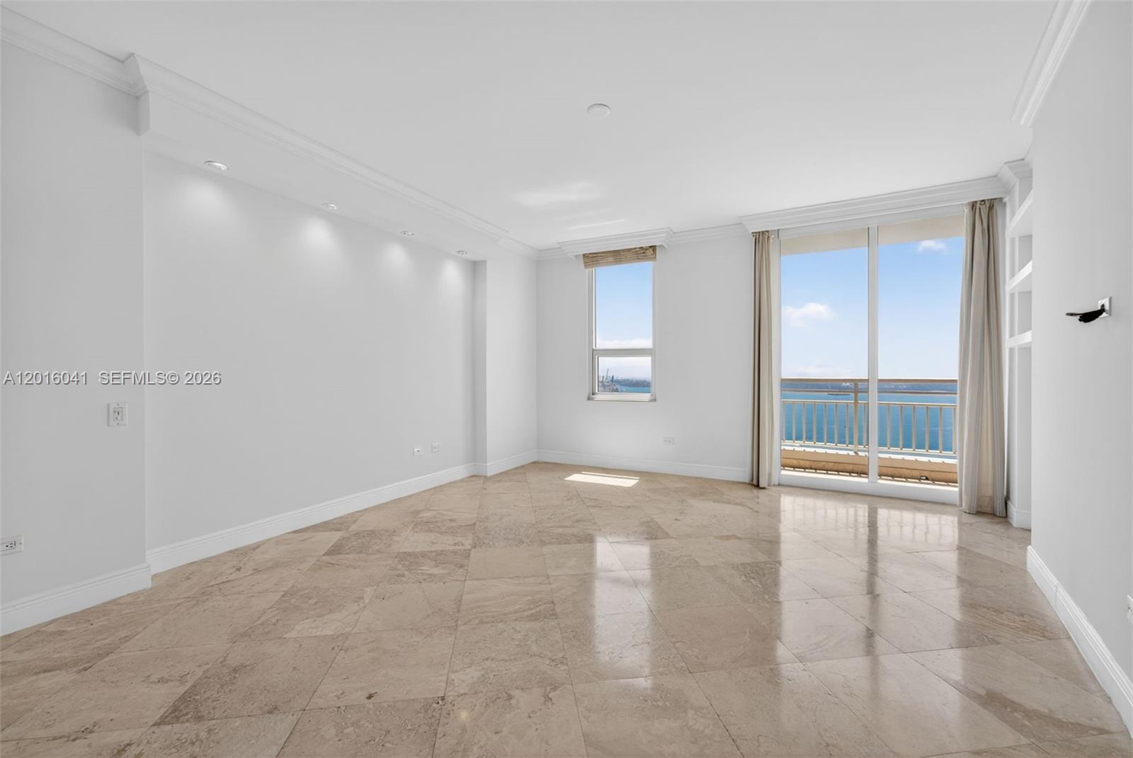 808 Brickell Key Drive, Unit 3304 Miami, FL 33131 - Photo 40 of 70