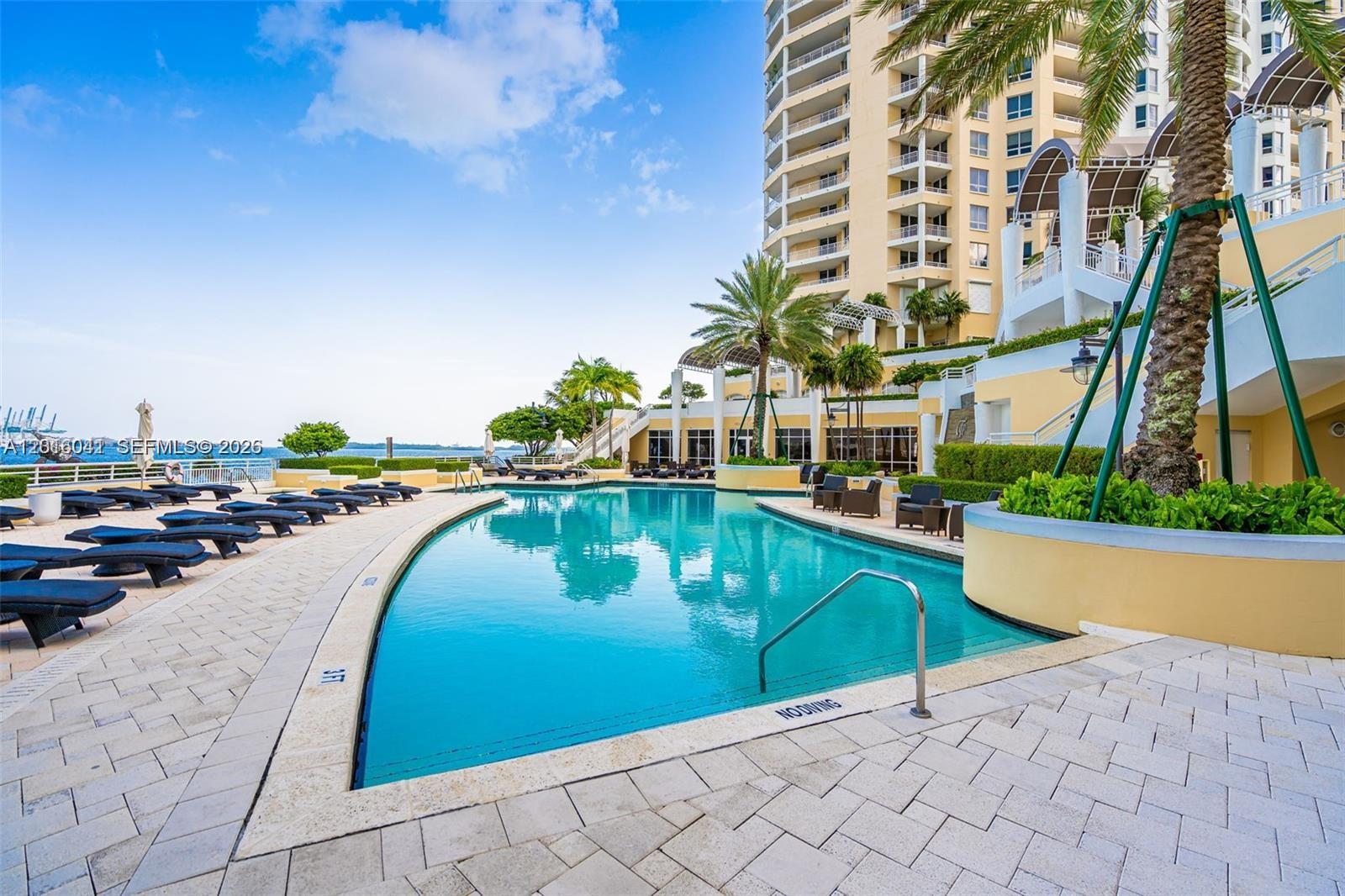 808 Brickell Key Drive, Unit 3304 Miami, FL 33131 - Photo 67 of 70