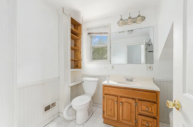 $112,000 | 12023 Norborne, Redford, MI 48239