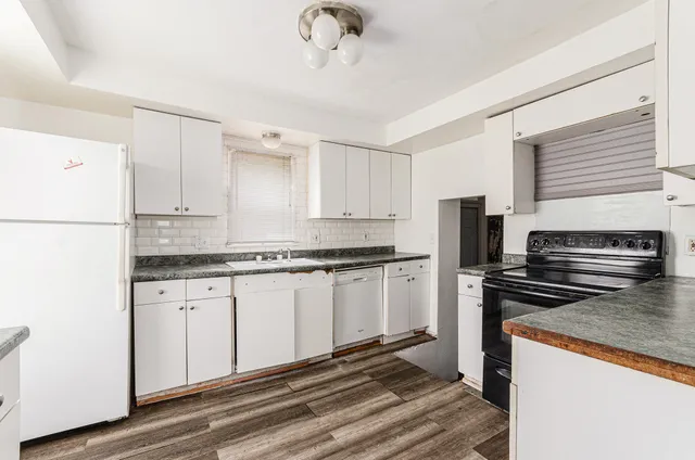 $112,000 | 12023 Norborne, Redford, MI 48239