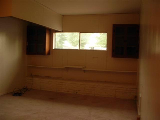 2208 North Vista Road Spokane Valley, WA 99212 - Photo 4 of 9