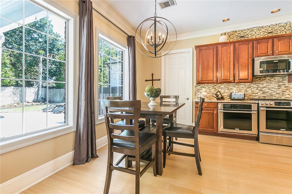 9 Savannah Ridge Lane Metairie, LA 70001 - Photo 11 of 25